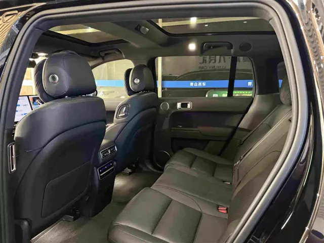 Li Auto L7 — Фото автомобиля 6