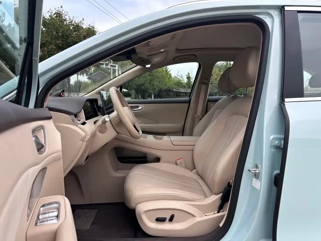 Shangjie SUV — Фото автомобиля 6