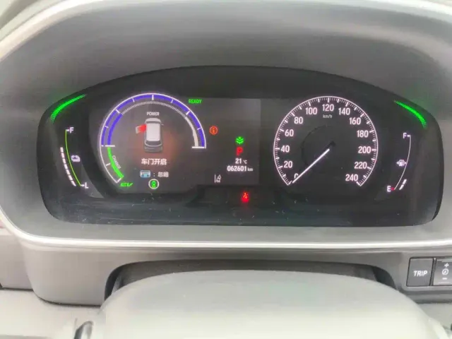 Honda Odyssey — Фото автомобиля 4