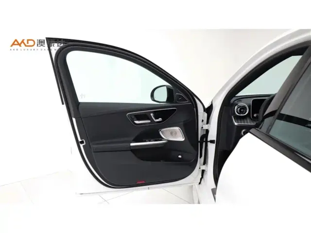 Mercedes-Benz C-Class — Фото автомобиля 10