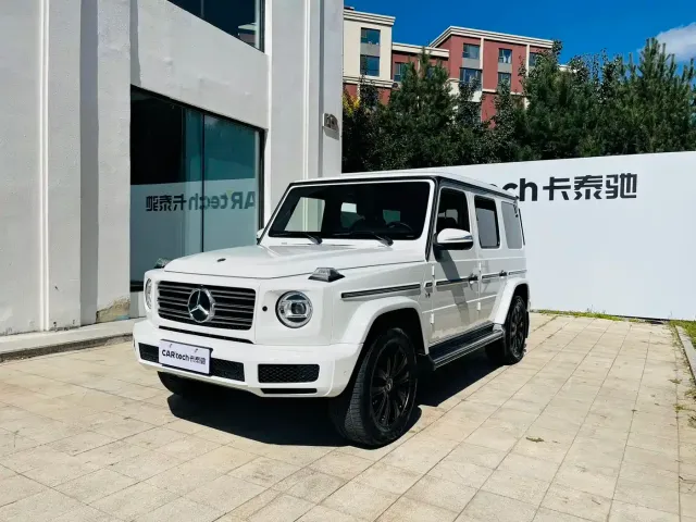 Фотография автомобиля — Mercedes-Benz G-Class