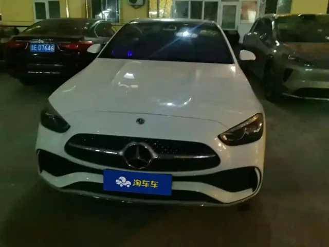 Mercedes-Benz C-Class — Фото автомобиля 2