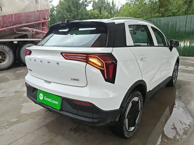 Geely Geometry E Firefly — Фото автомобиля 4