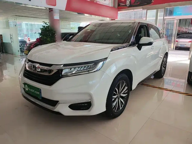 Фотография автомобиля — Honda Avancier