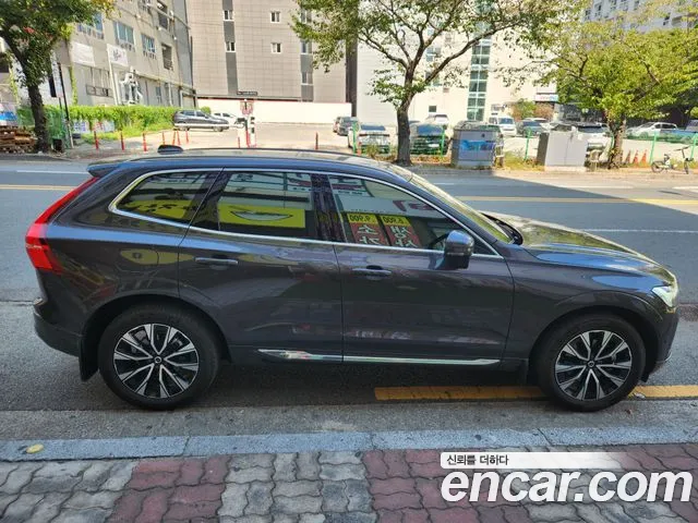 Фотография автомобиля — Volvo XC60 Generation 2