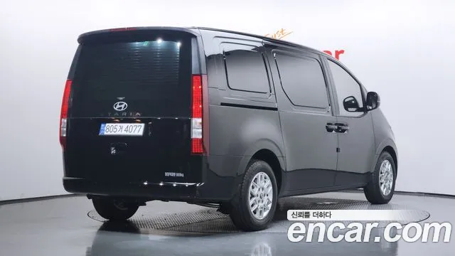 Hyundai Staria Staria Карго 3 места — Фото автомобиля 2