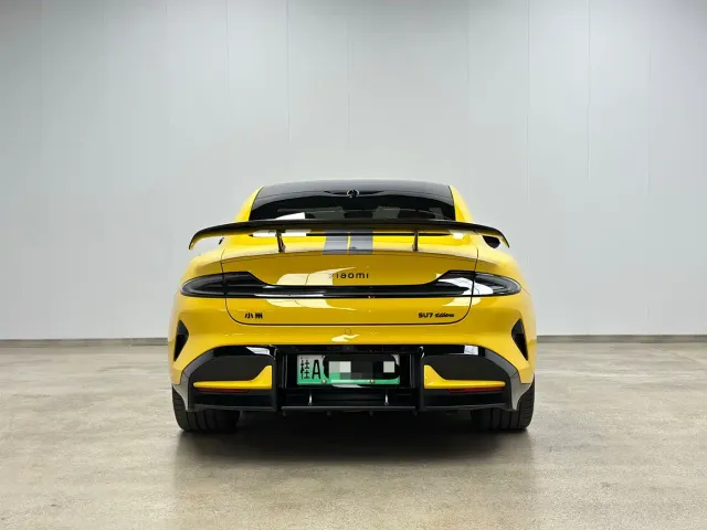 Xiaomi SU7 Ultra — Фото автомобиля 4