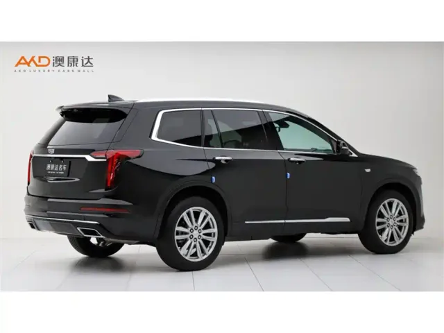 Cadillac XT6 — Фото автомобиля 3