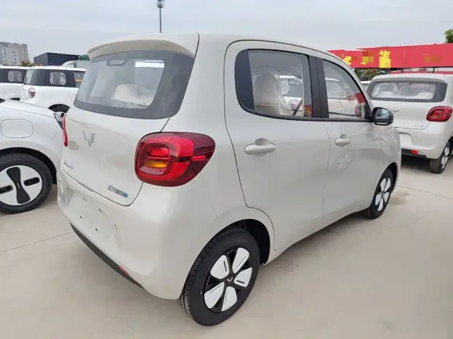 Wuling Hongguang Mini EV — Фото автомобиля 6