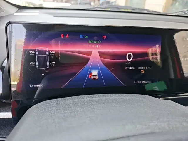 Baojun KiWi EV — Фото автомобиля 11