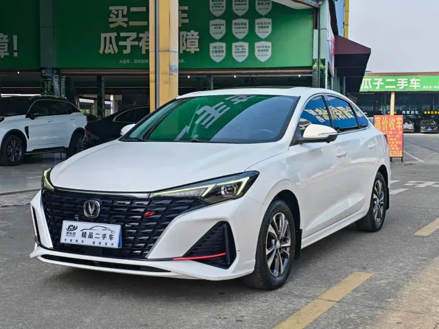 Фотография автомобиля — Changan Eado