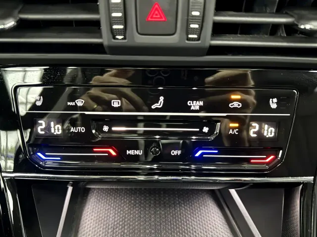 Volkswagen Passat — Фото автомобиля 10