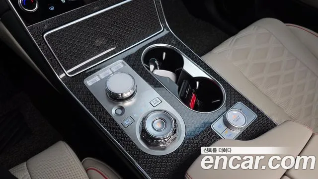 Genesis GV80 — Фото автомобиля 9