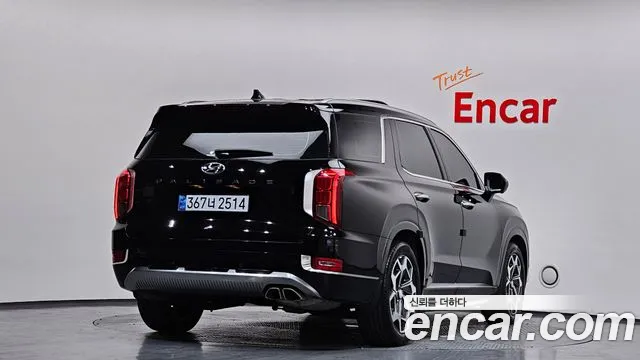 Hyundai Palisade Palisade Дизель 2.2 2WD — Фото автомобиля 16