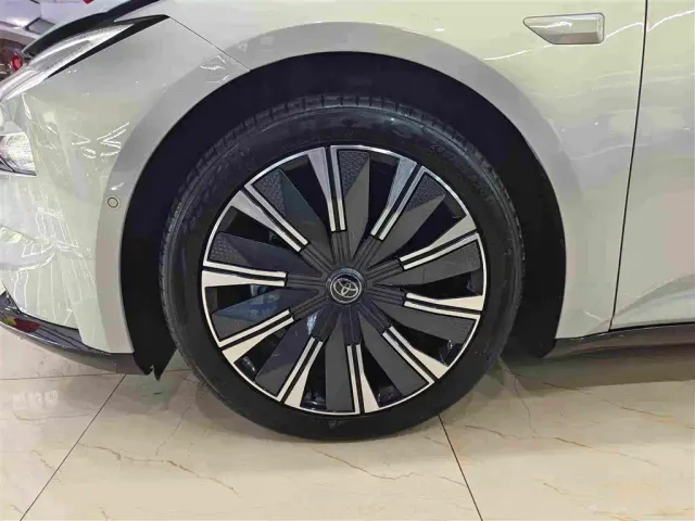 Toyota BoZhi 7 — Фото автомобиля 10