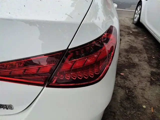 Mercedes-Benz C-Class — Фото автомобиля 7