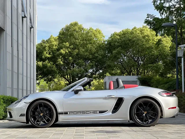 Porsche 718 — Фото автомобиля 8