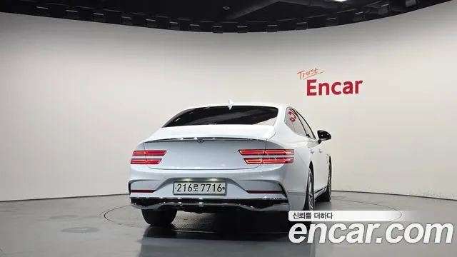 Genesis G80 RG3 — Фото автомобиля 4