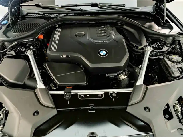 BMW 5 Series — Фото автомобиля 24