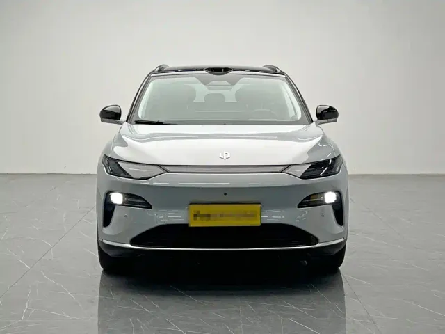 Leapmotor C11 — Фото автомобиля 2