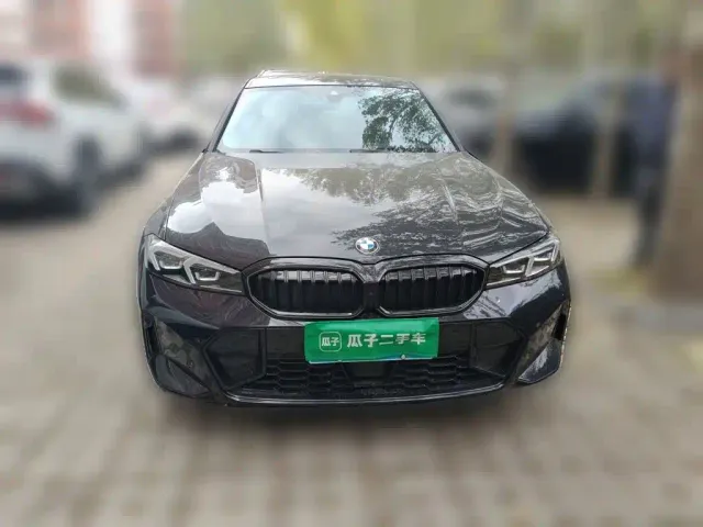 BMW 3 Series — Фото автомобиля 2