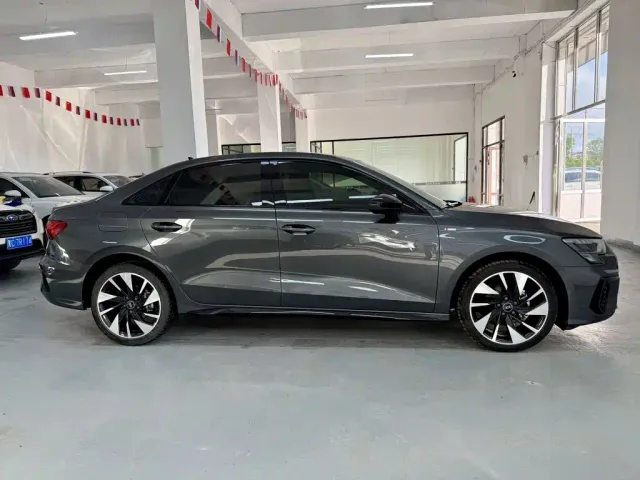 Audi A3 — Фото автомобиля 4