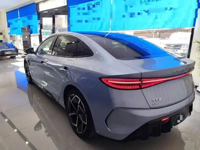 BYD Seal — Фото автомобиля 22