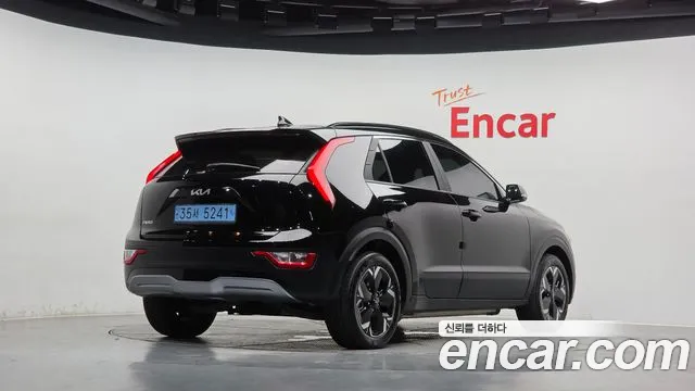 Kia Niro All Niro EV Air — Фото автомобиля 2