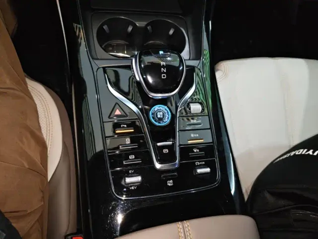 BYD Qin PLUS — Фото автомобиля 13
