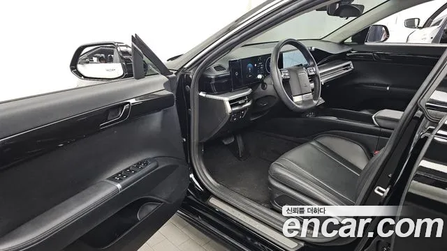 Hyundai Grandeur GN7 — Фото автомобиля 15