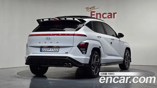 Hyundai Kona — Фото автомобиля 2