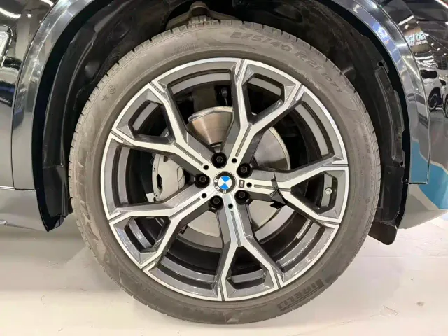 BMW X5 — Фото автомобиля 14