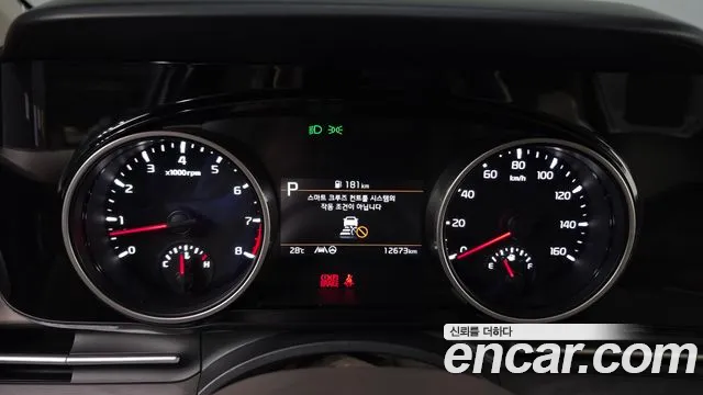 Kia Canival Carnival 4 поколение Бензин 11 мест Prestige — Фото автомобиля 8
