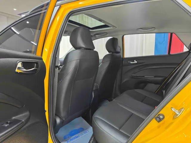 Kia KX1 — Фото автомобиля 8