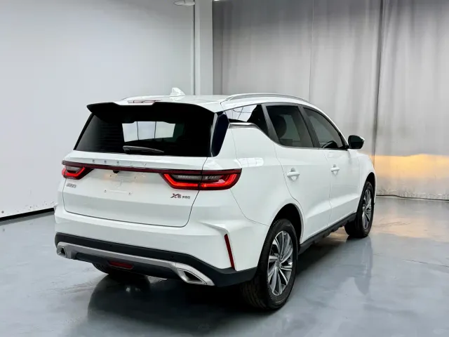 Geely Vision X6 — Фото автомобиля 20