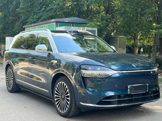 Aito M9 — Фото автомобиля 3