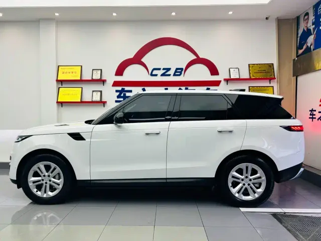 Land Rover Range Rover Sport — Фото автомобиля 4