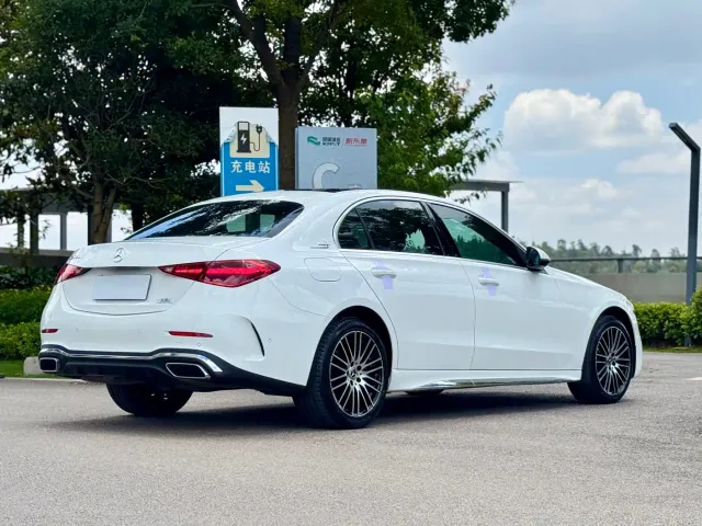 Mercedes-Benz C-Class — Фото автомобиля 9