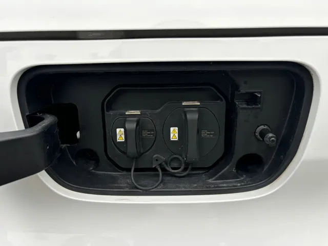 Wuling Zhiguang NEV — Фото автомобиля 19