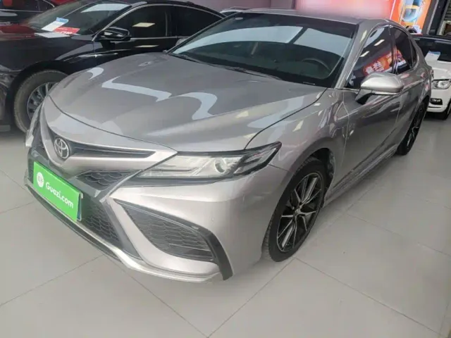 Фотография автомобиля — Toyota Camry