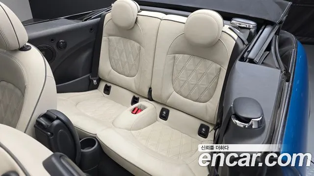 MINI Cooper Convertible — Фото автомобиля 11