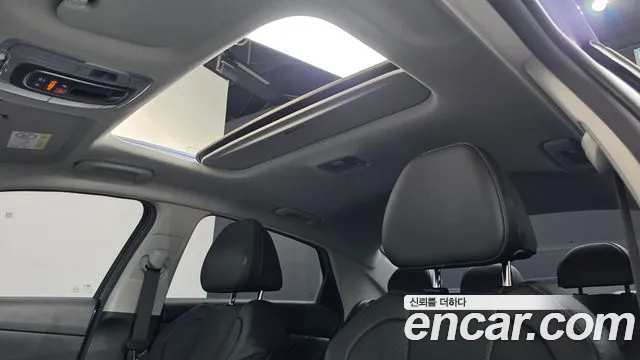 Hyundai AVANTE Новый Avante (CN7) — Фото автомобиля 19