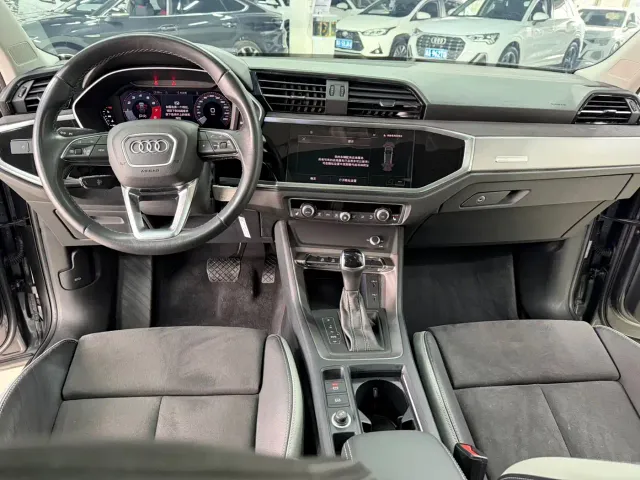 Audi Q3 — Фото автомобиля 18