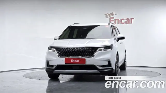 Kia Canival Carnival 4 поколение Дизель 9 мест Prestige — Фото автомобиля 3