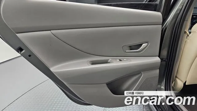 Hyundai Avante CN7 — Фото автомобиля 25