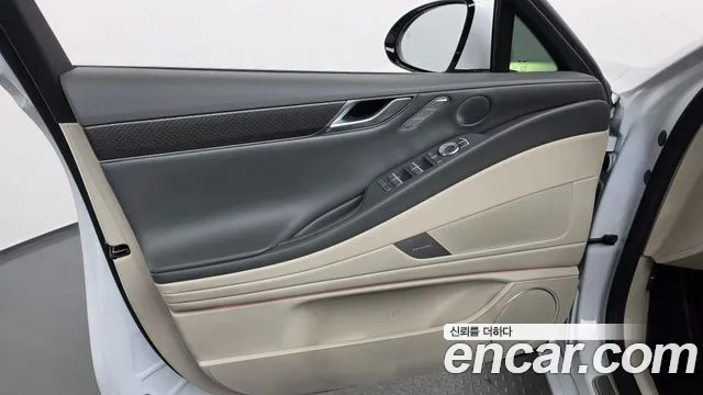 Genesis G80 RG3 — Фото автомобиля 13