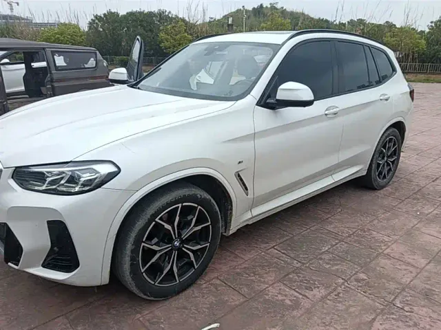 BMW X3 — Фото автомобиля 2