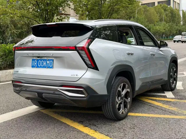Geely Boyue L — Фото автомобиля 25