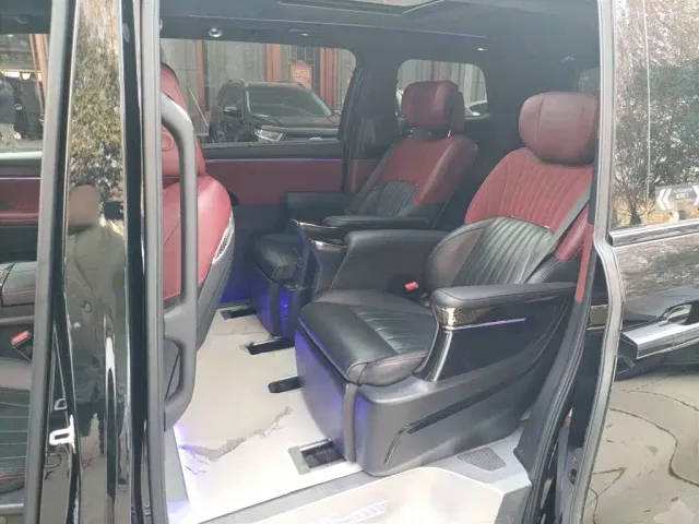GAC Trumpchi M8 — Фото автомобиля 14
