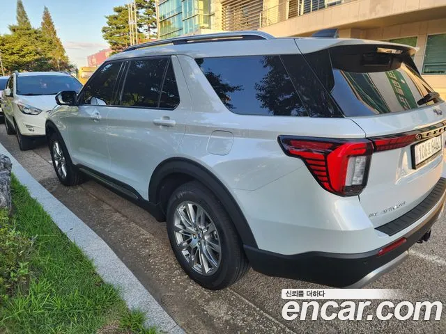 Ford Explorer Generation 6 — Фото автомобиля 6